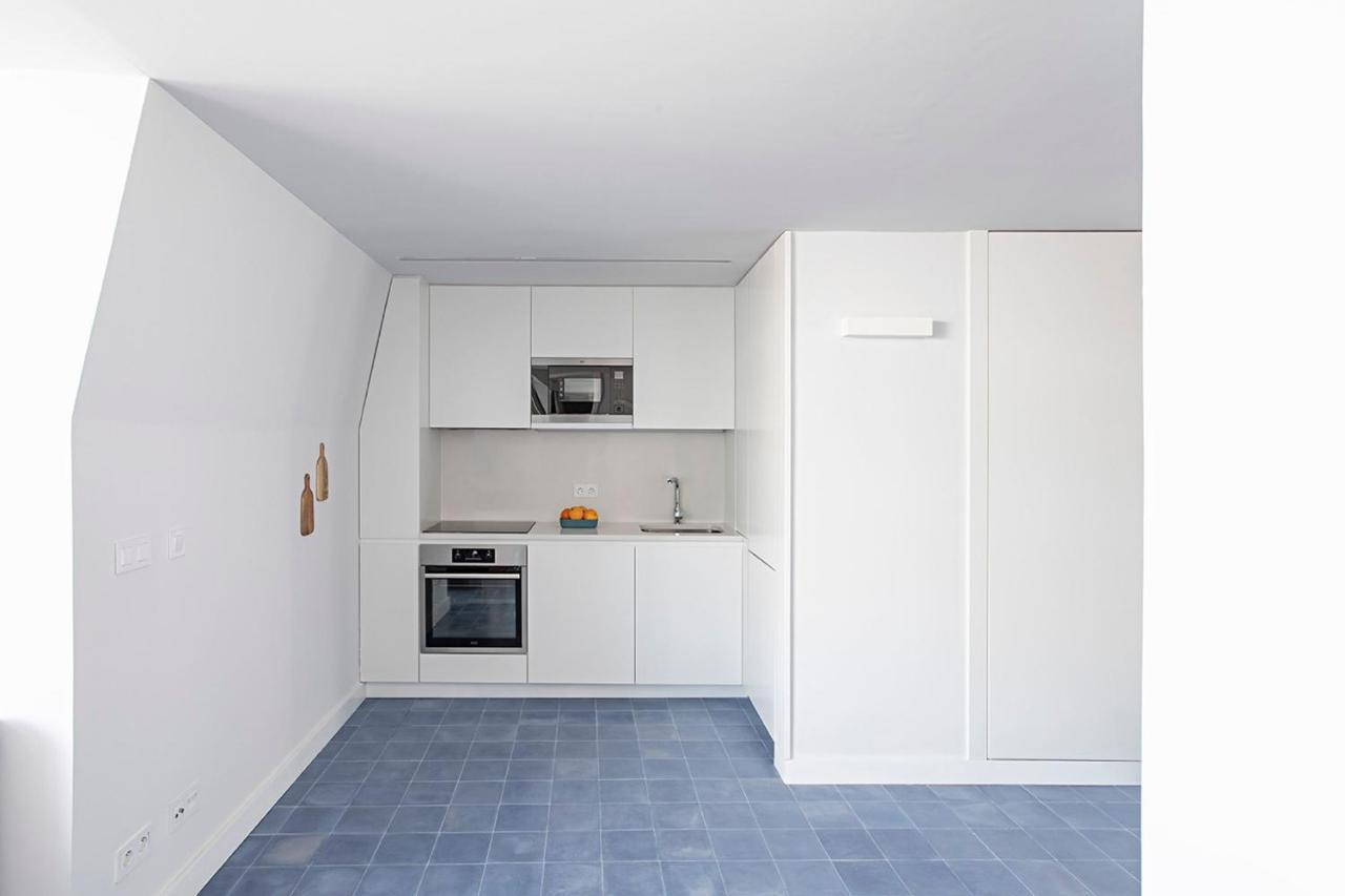 Piso Azul Premium Apartments In Bairro Alto By Lovelystay ลิสบอน ภายนอก รูปภาพ